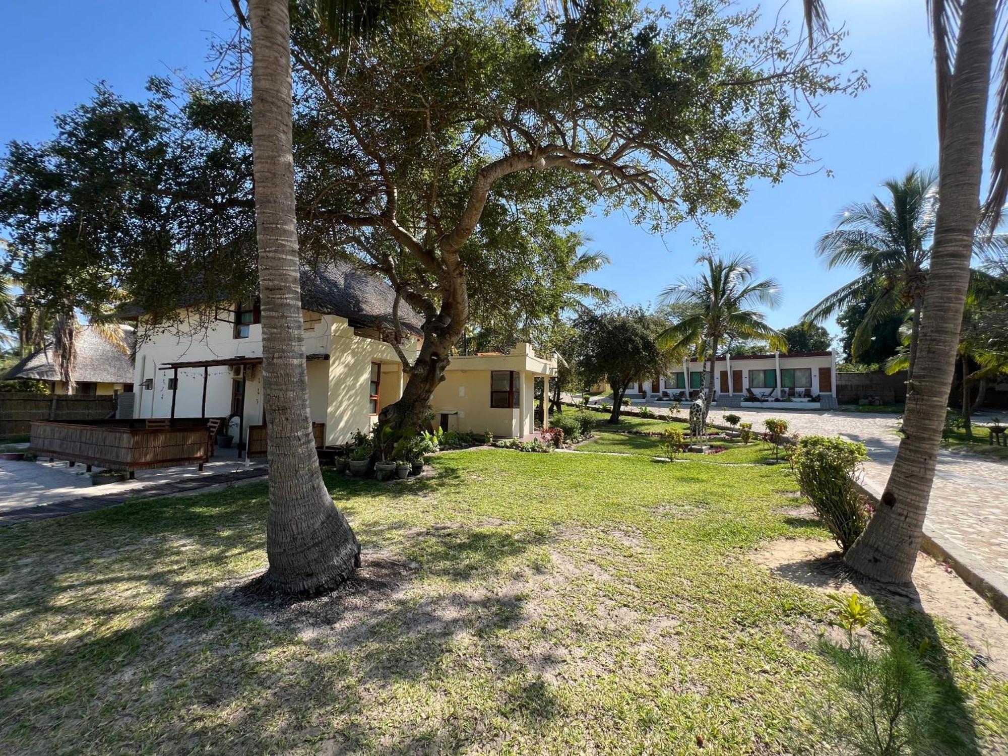 New Giraffe House Vilanculos Exterior foto